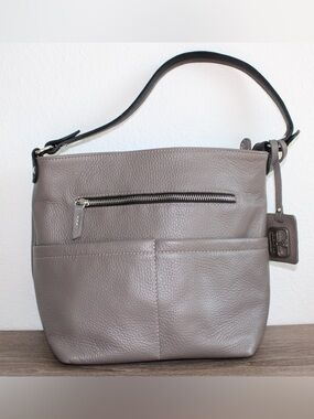 Valentina handbag/crossbody EUC